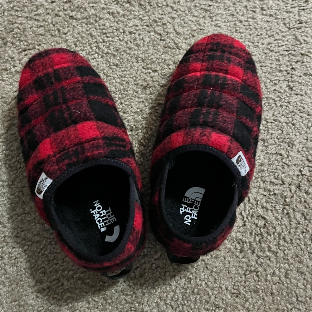 Excellentnt used condition Northface thermoball size 8